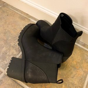 Dirty Laundry Lido Boot